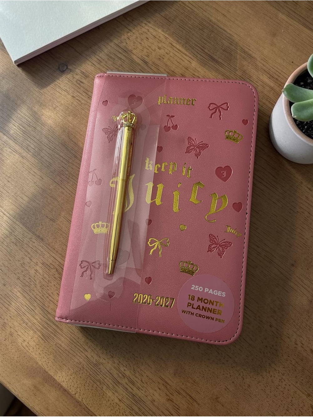 Juicy Couture Pink Zip Around Planner with Gold Crown Pen! New